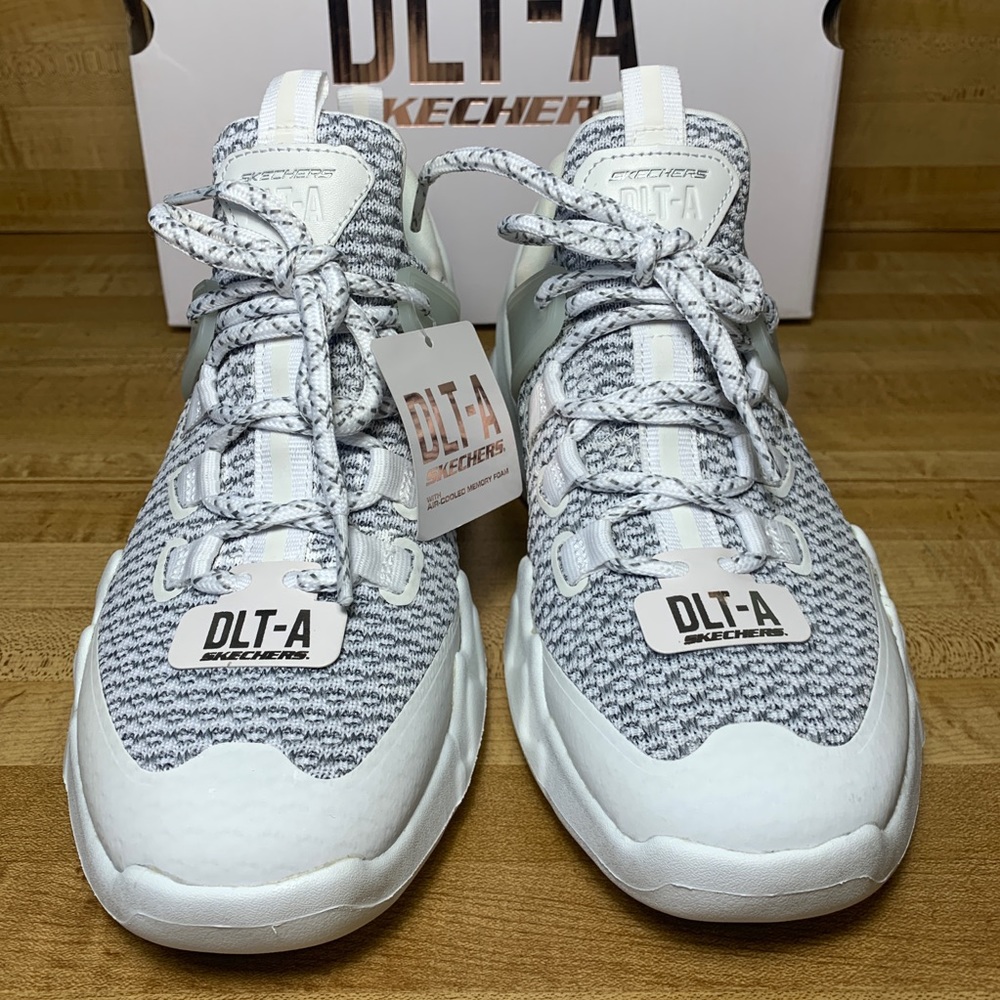 NIB Skechers Womens D`Lites - DLT-A Sneakers Sz 7 - Picture 3 of 7